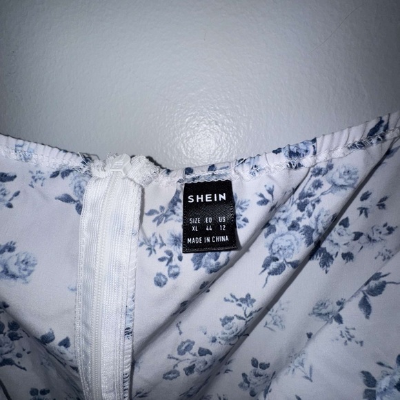 SHEIN Rometta Plus Women's Elegant Floral Print Square Neck Midi Dress, size XL - Picture 5 of 5